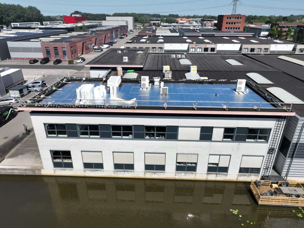Dakdekker voor al uw dakwerken in regio Zuid-Holland en omgeving.